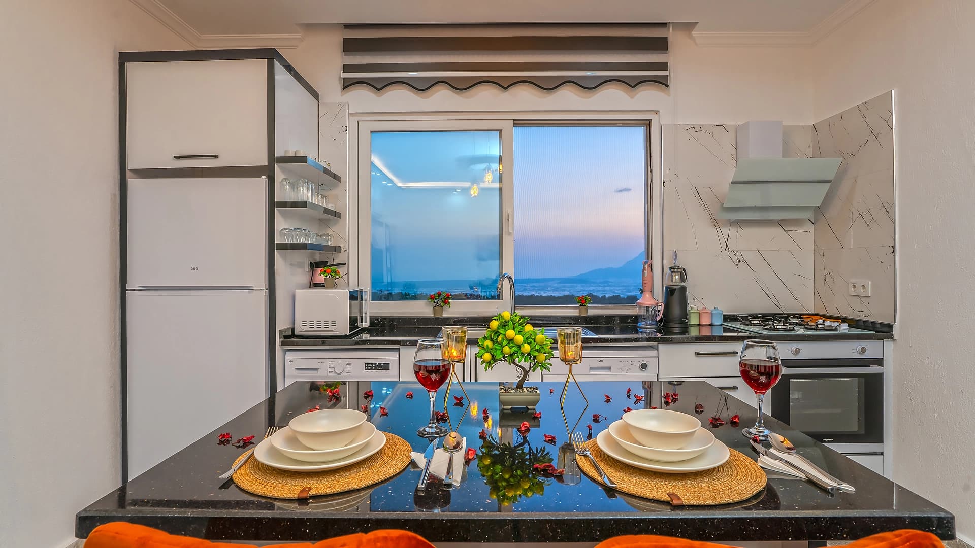 Villa Yiğit Üzümlü Korunaklı Havuz 29