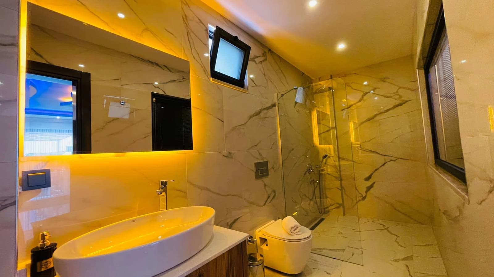 Villa Kerim Korunaklı Havuz 16