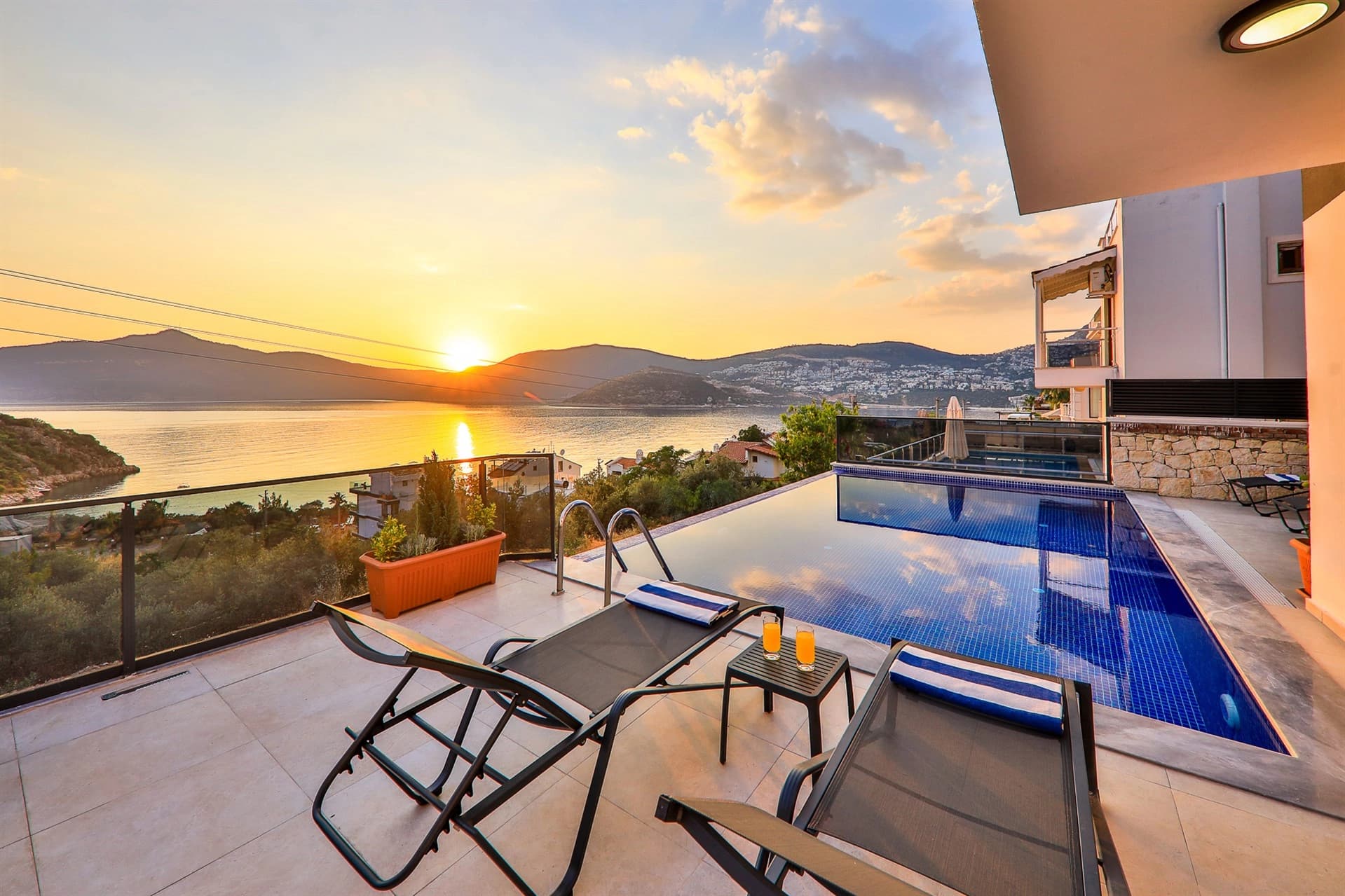 Villa Rainbow Tatil Villası 86