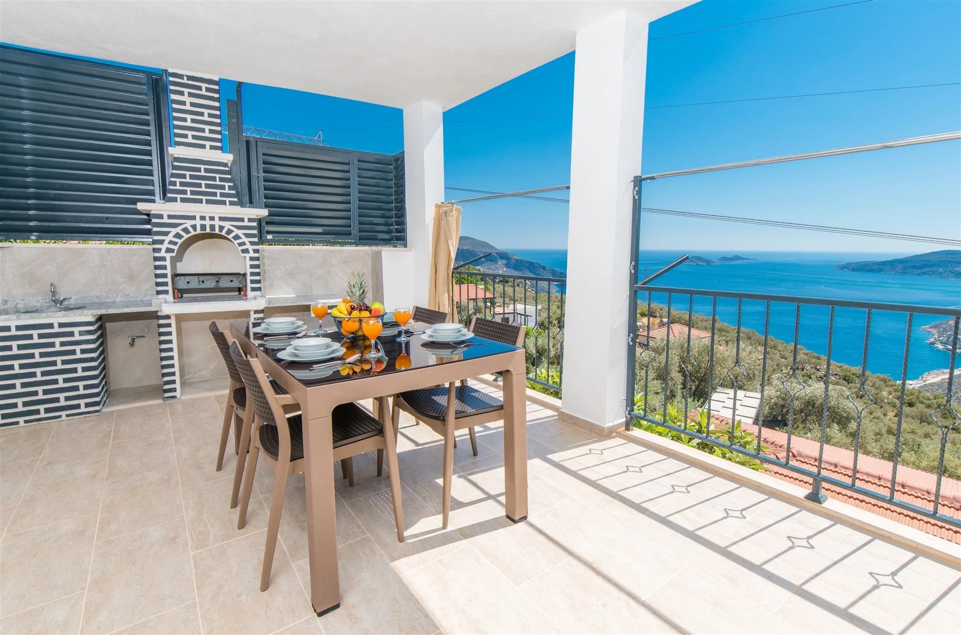 Suit Lime Korunaklı Havuz 68