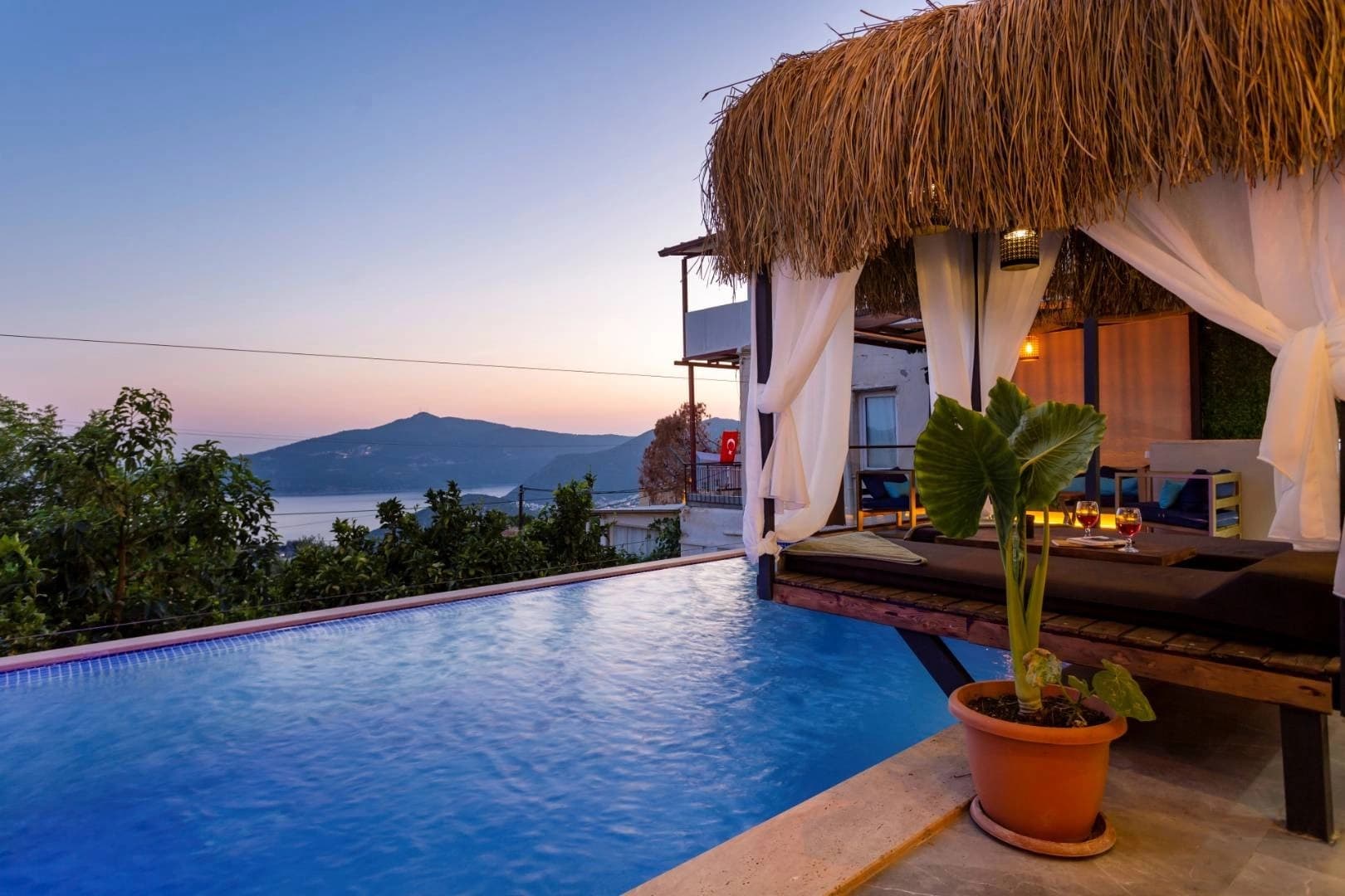 Villa Gold Moon Korunaklı Havuz 26