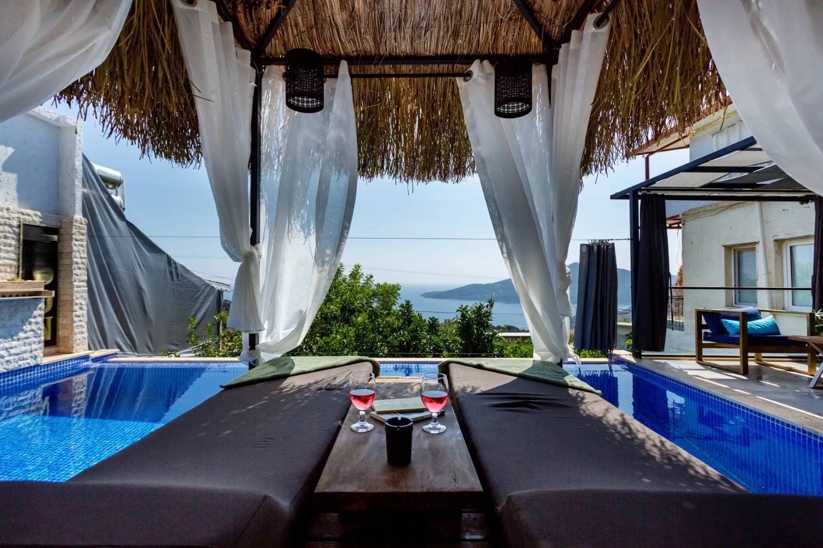 Villa Gold Moon Korunaklı Havuz 60