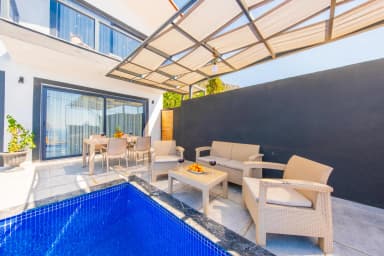 Villa Zemheri Korunaklı Havuz 52