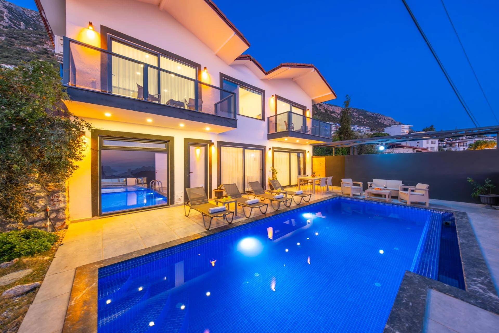 Villa Zemheri Korunaklı Havuz 74