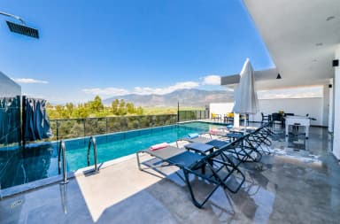 Villa Nar Tanesi Korunaklı Havuz 75