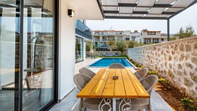 Villa Lipsos 2 Özel Havuzlu 73