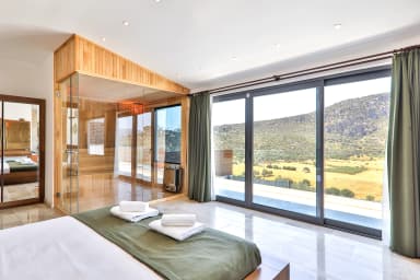 Villa Glorious Korunaklı Havuz 61