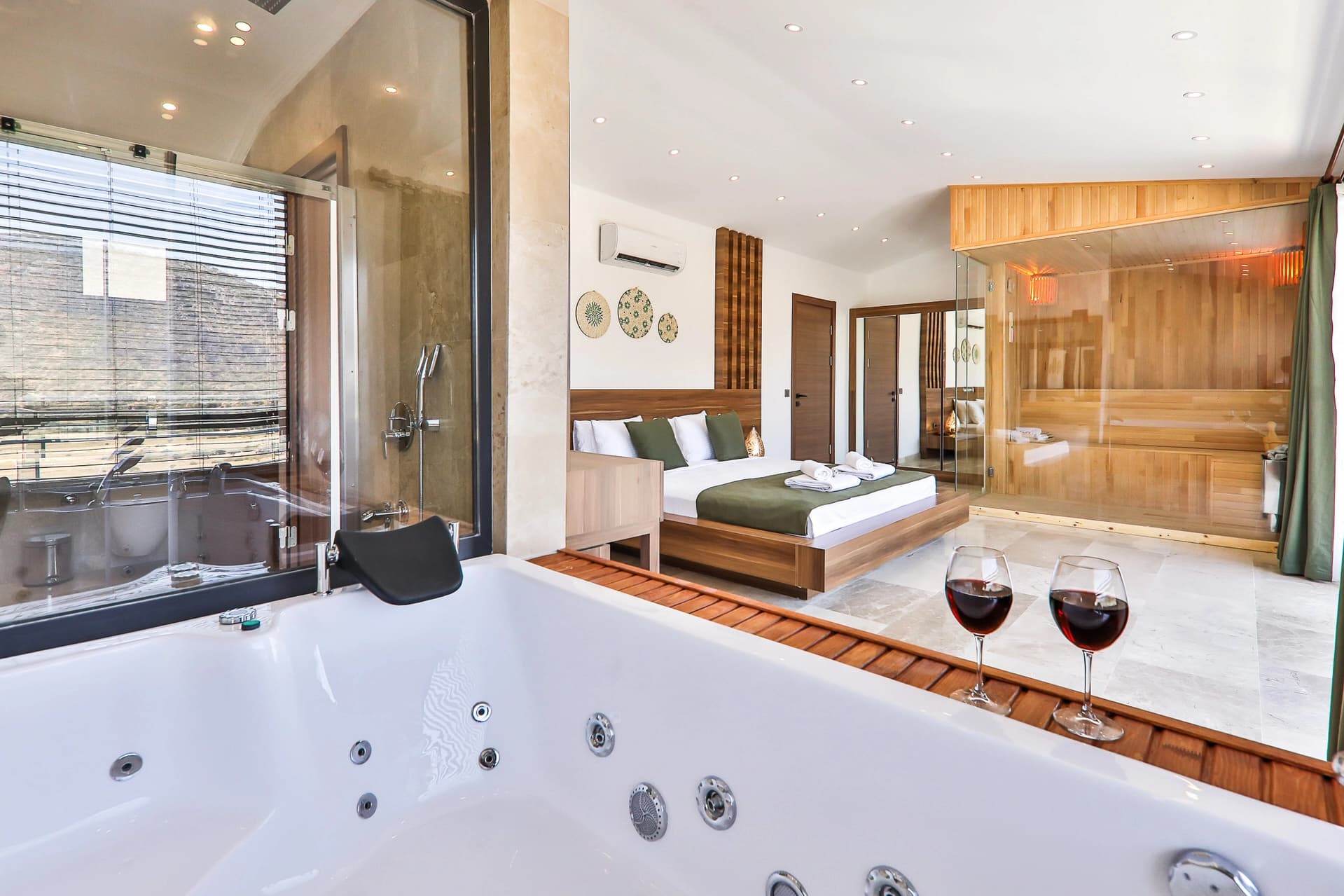 Villa Glorious Korunaklı Havuz 89