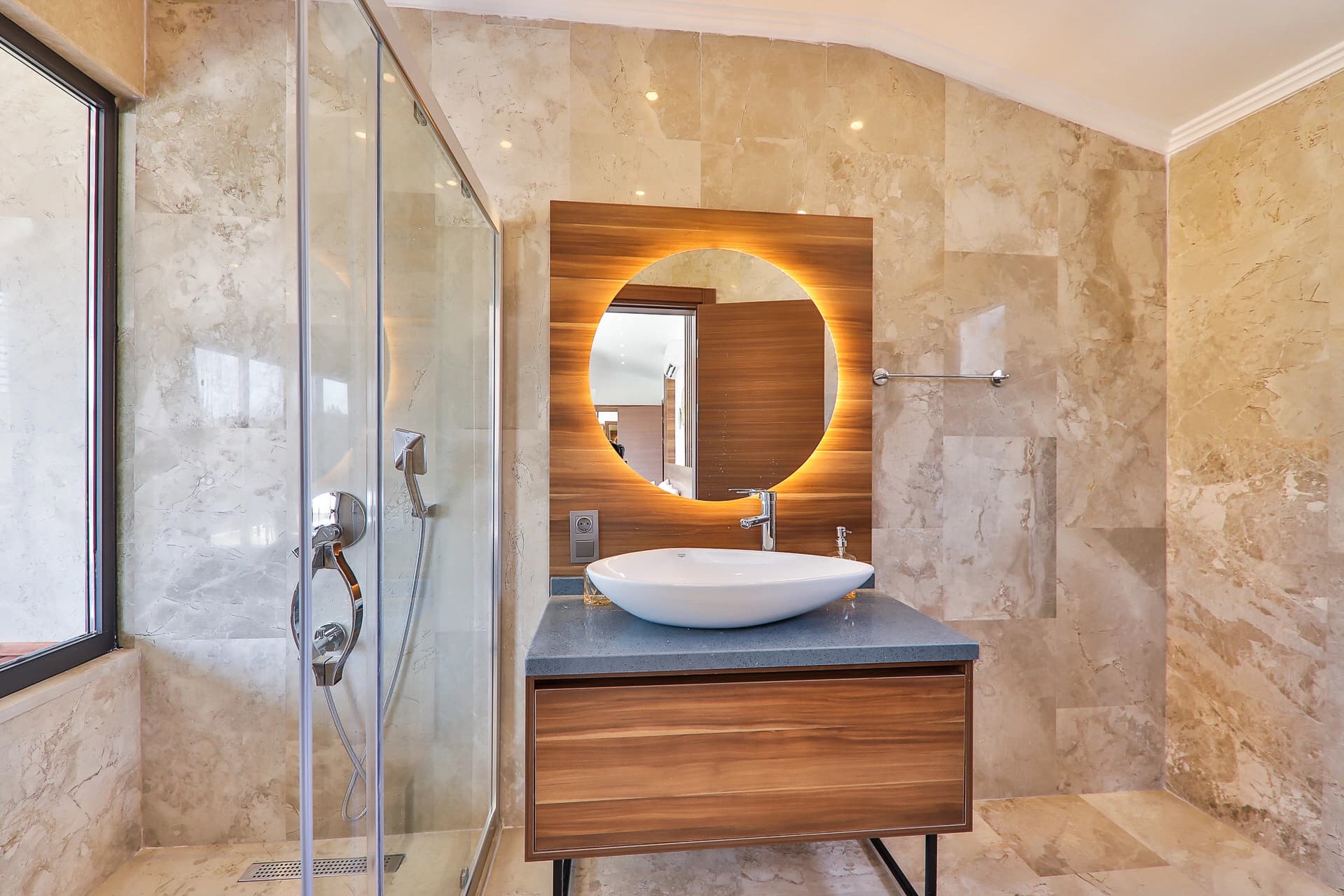 Villa Glorious Korunaklı Havuz 13