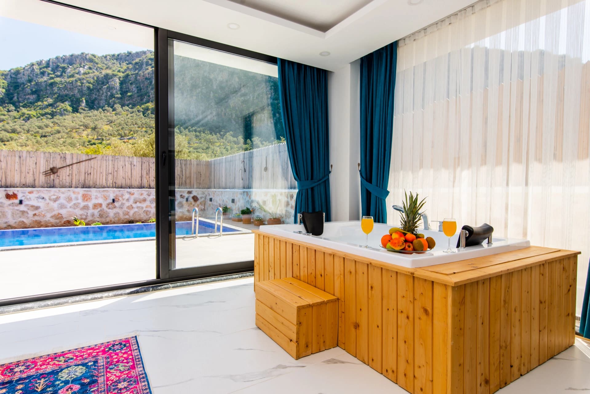 Villa Özalp Korunaklı Havuz 88