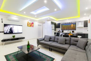 Villa Özalp Korunaklı Havuz 52