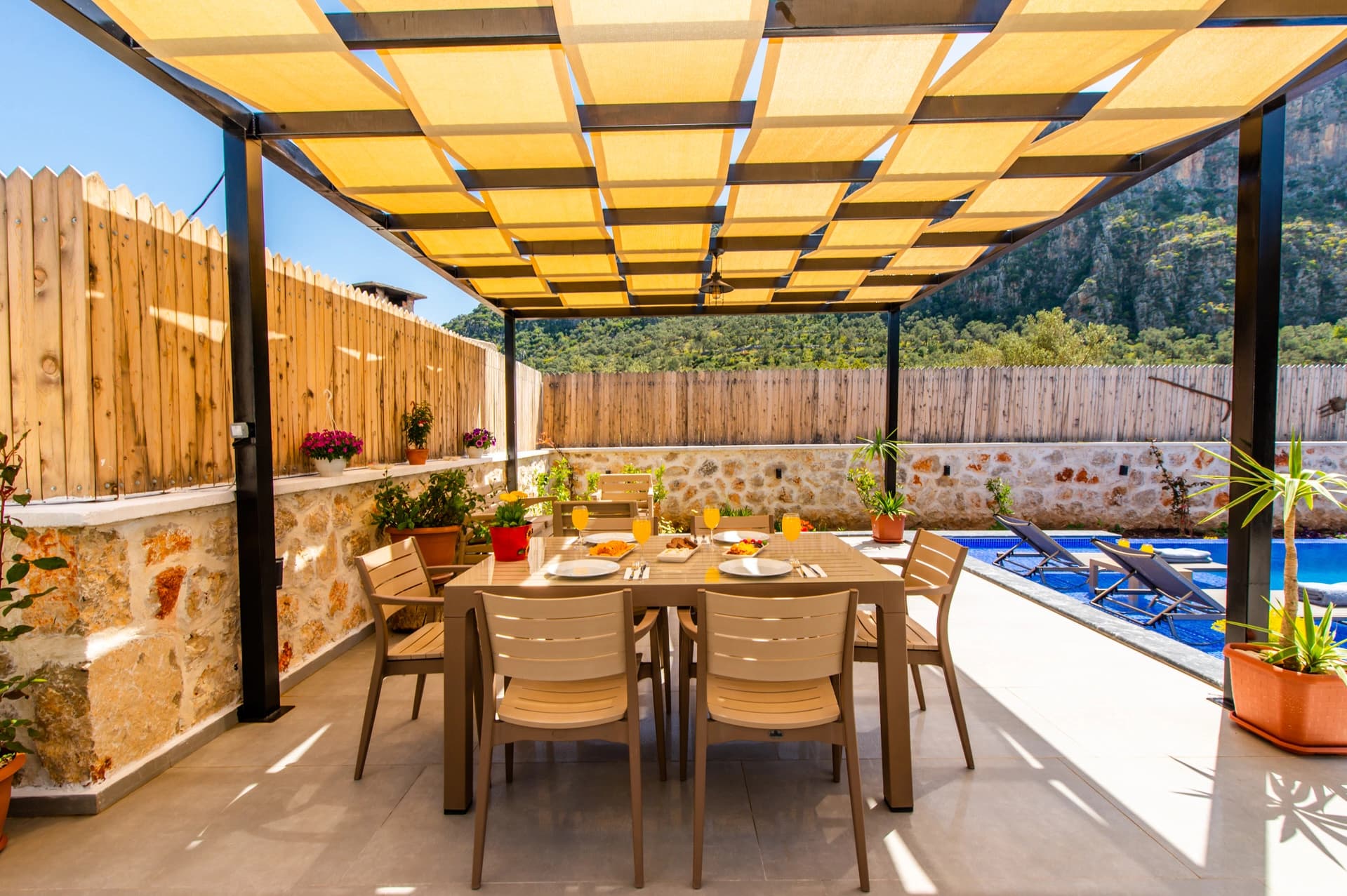 Villa Özalp Korunaklı Havuz 70