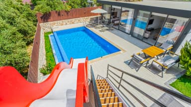 Villa Hisar Korunaklı Havuz 56