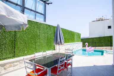 Villa Baysal Yıldız Isıtmalı Havuz 50