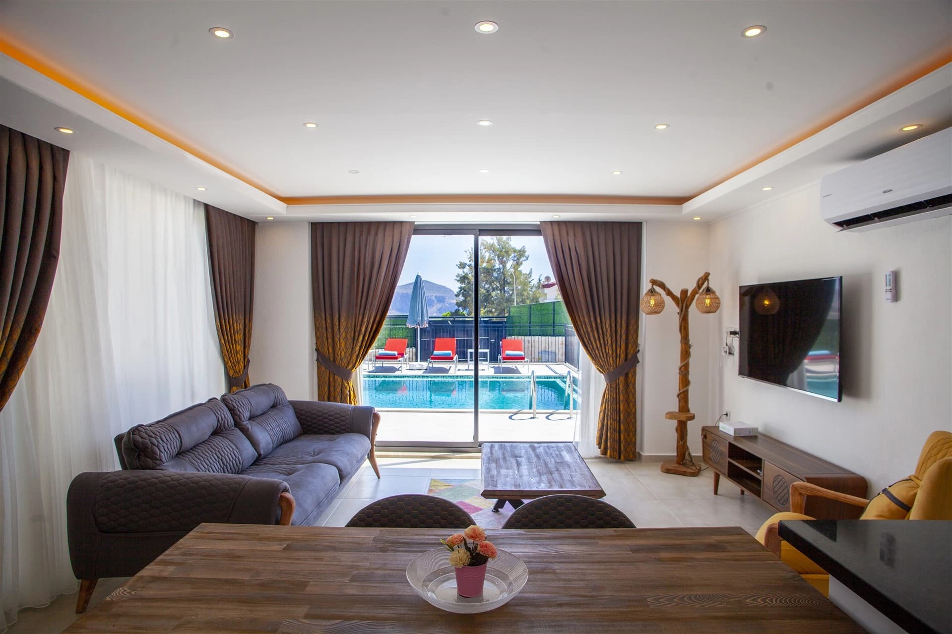Villa Baysal Özgür Isıtmalı Havuz 15