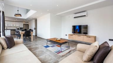 Villa Lipsos 3 Özel Havuzlu 67
