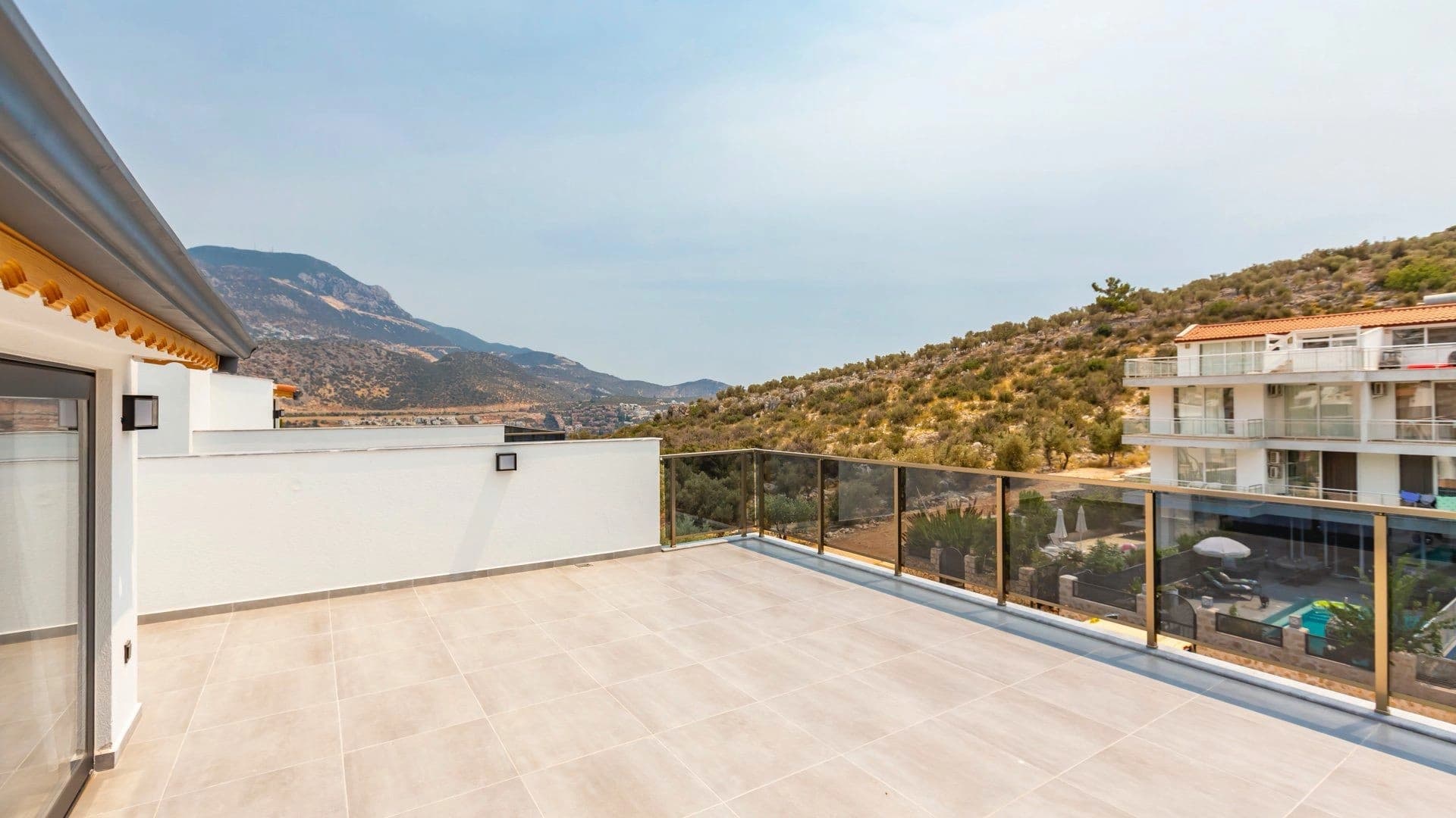 Villa Lipsos 3 Özel Havuzlu 27