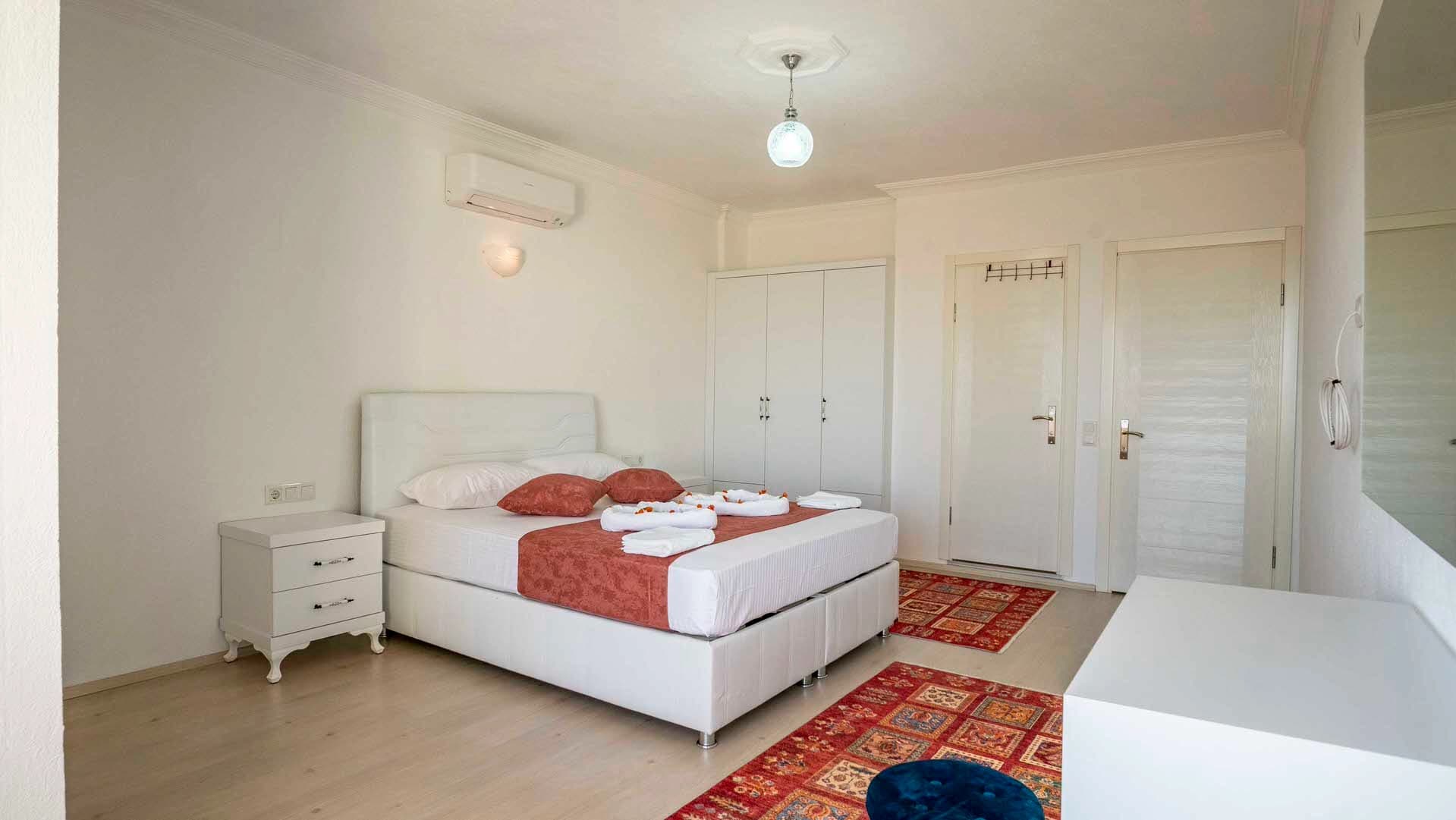 Villa Tanyeri Korunaklı Havuz 46