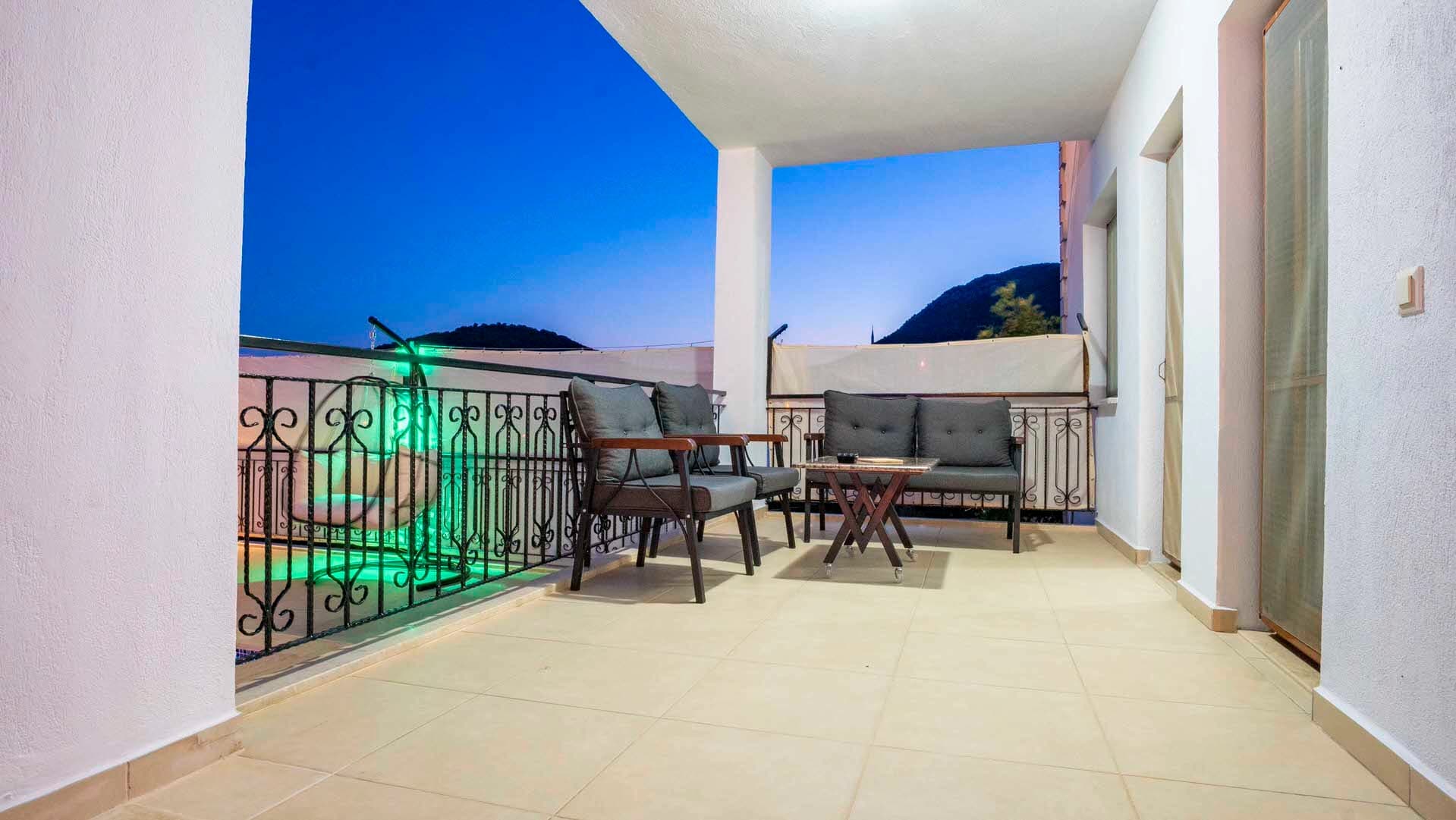 Villa Tanyeri Korunaklı Havuz 96