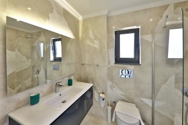 Villa Luxury Özel Havuzlu 53