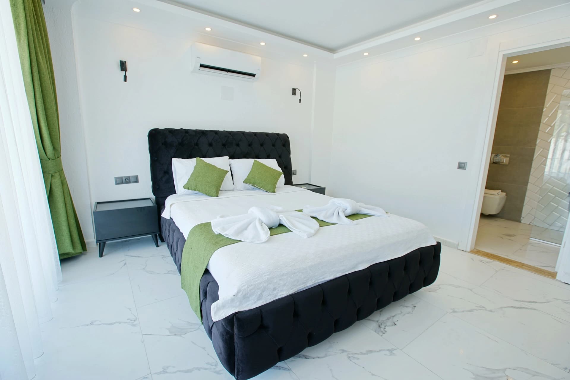 Villa Oreo Korunaklı Havuz 63