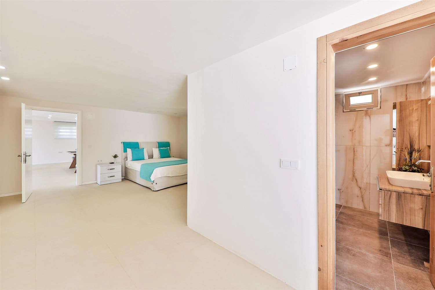 Suit Livya Kalkan 36