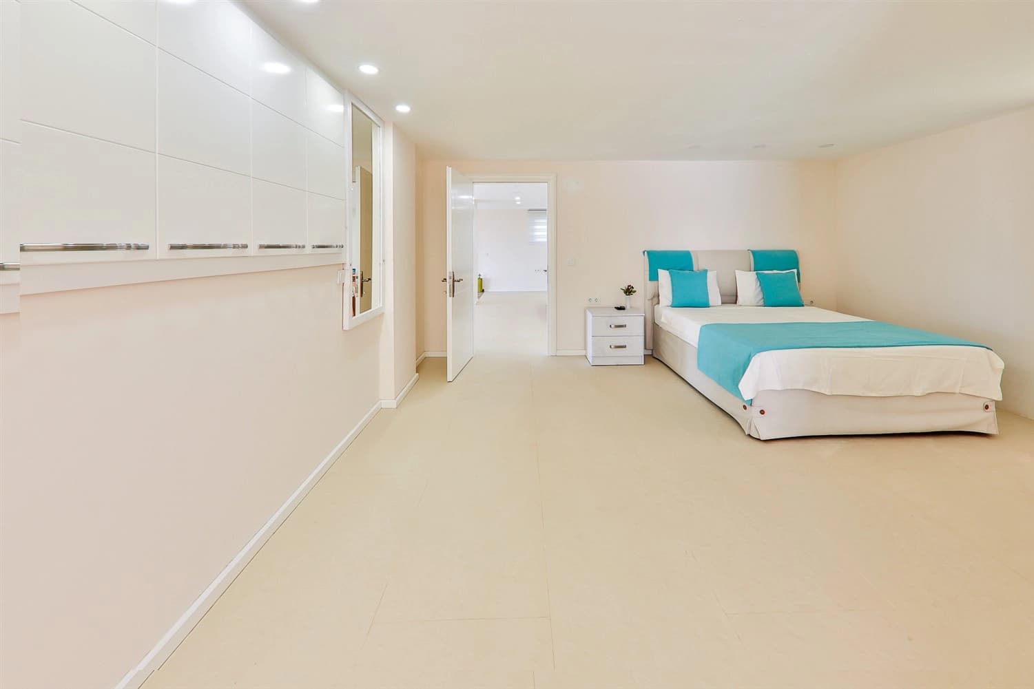 Suit Livya Çocuk Havuzu 43