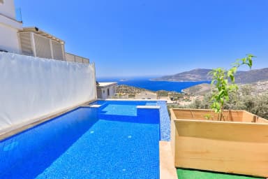 Suit Livya Kalkan 76