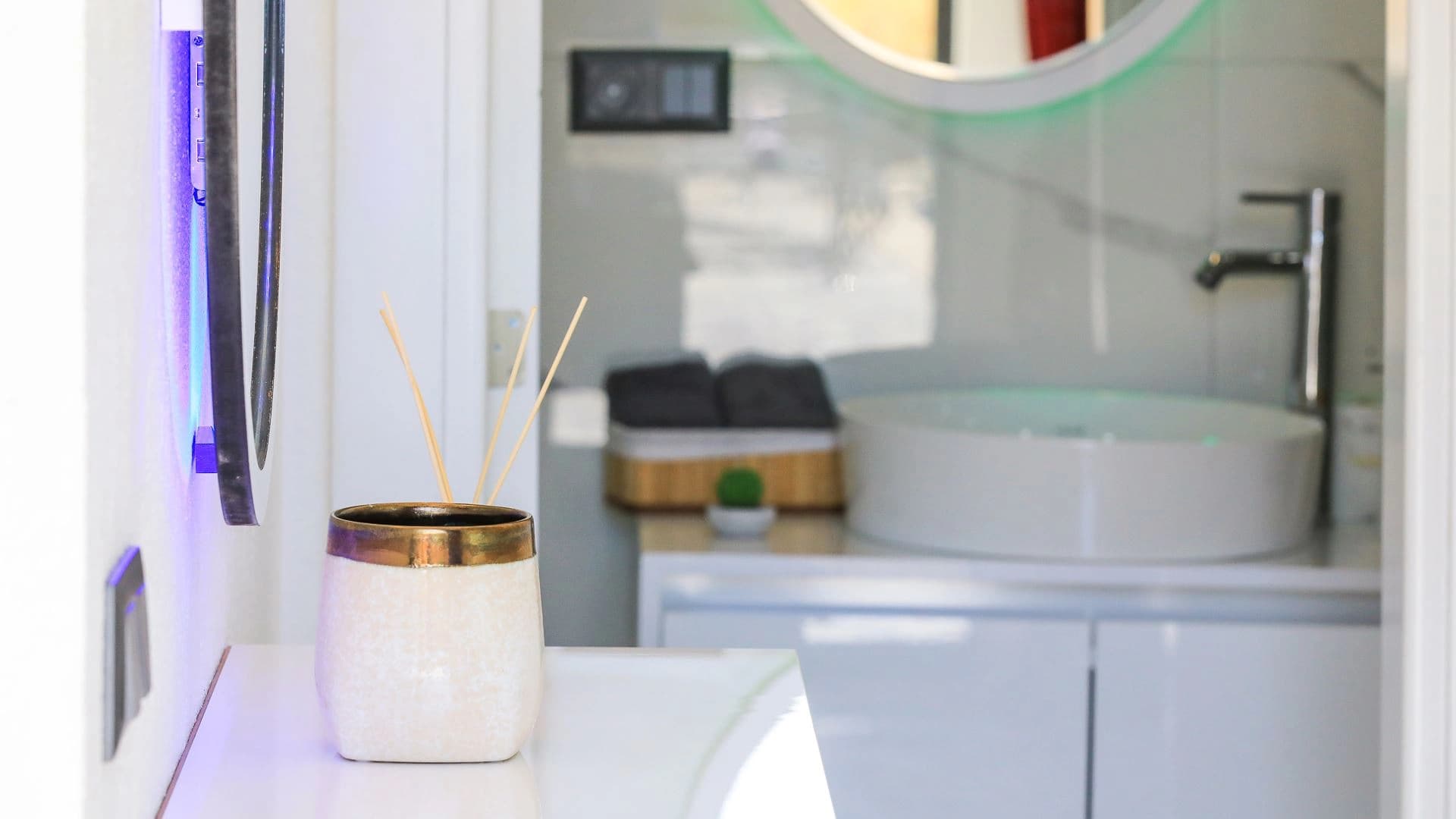 Villa Su Perisi Korunaklı Havuz 62