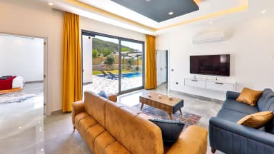 Villa Su Perisi Korunaklı Havuz 54