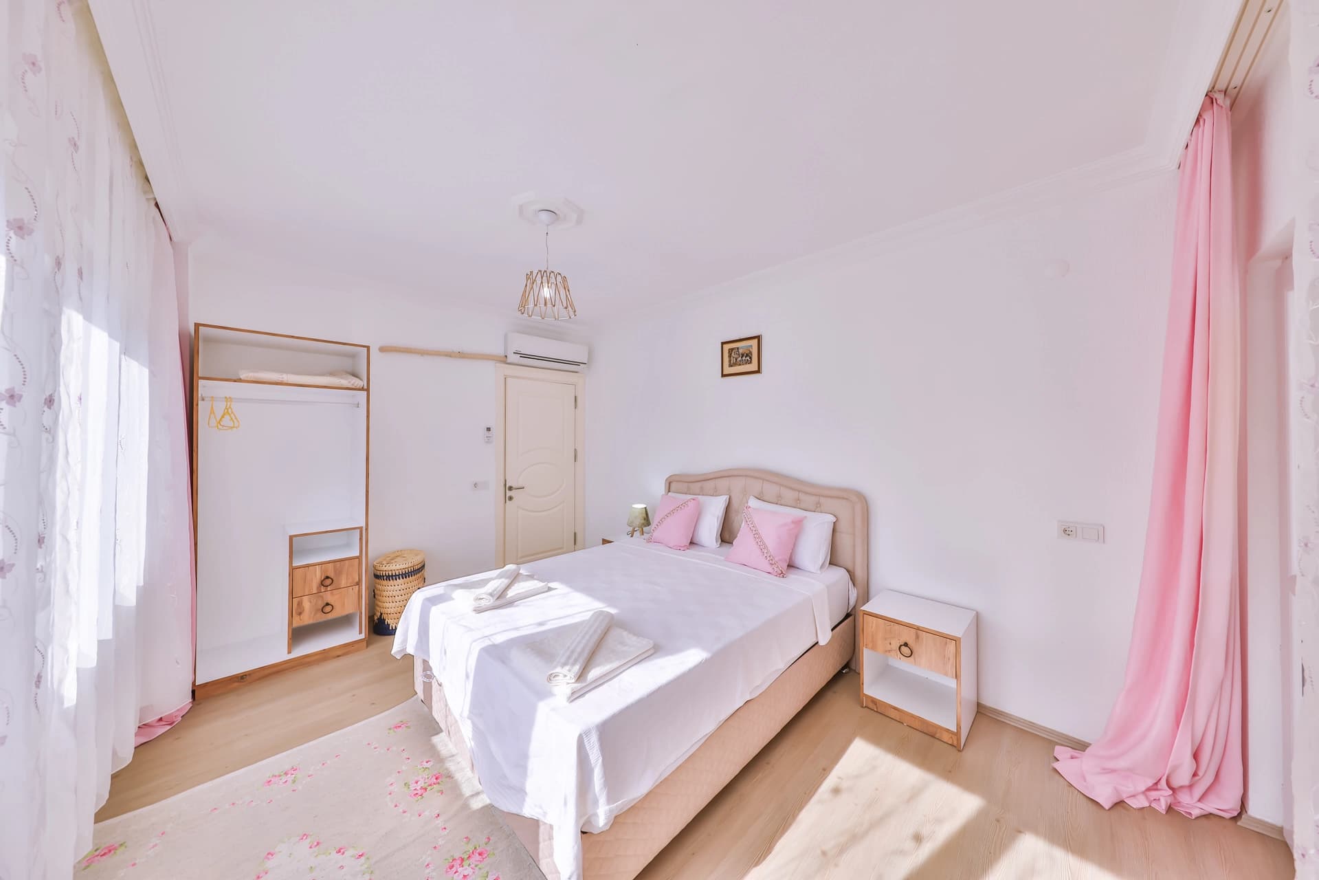 Villa DR Korunaklı Havuz 69