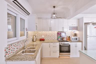 Villa DR Korunaklı Havuz 13