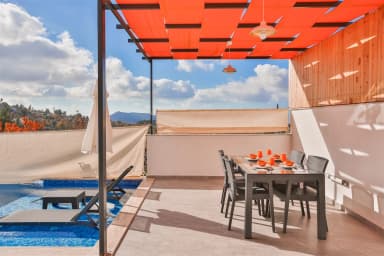 Villa Yaman Korunaklı Havuz 56