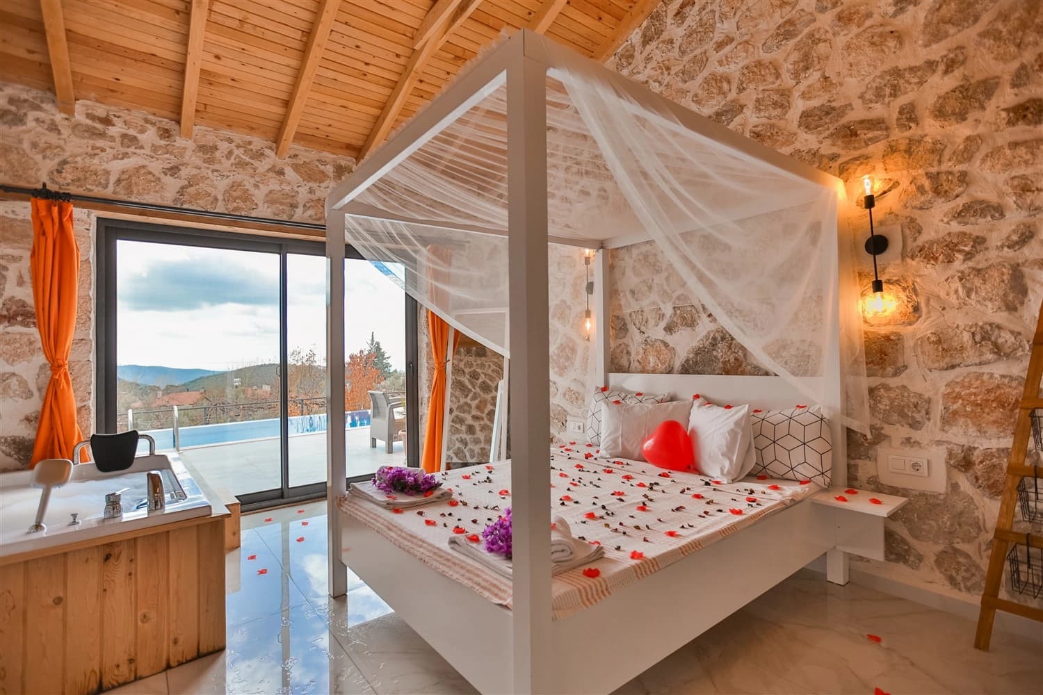 Villa Yaman Üzümlü 99