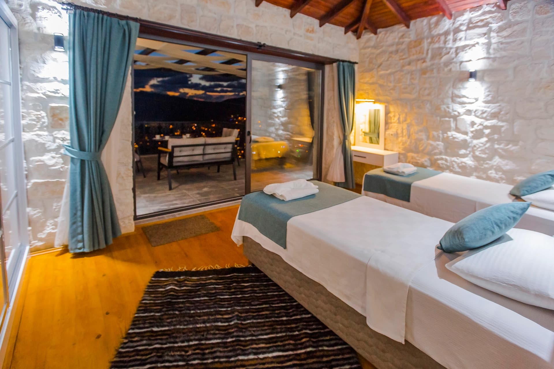 Villa Blue Vista Korunaklı Havuz 91