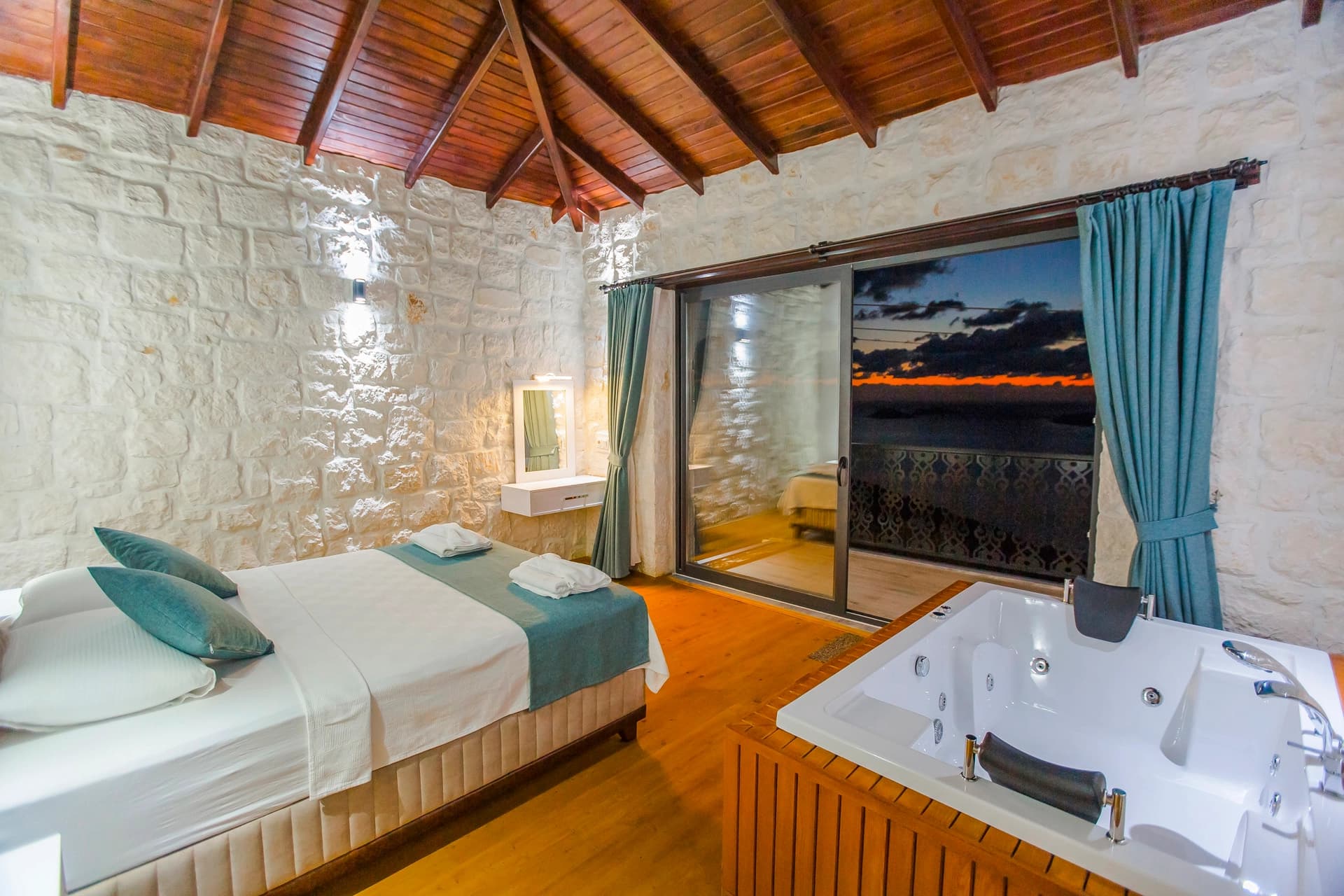 Villa Blue Vista Korunaklı Havuz 49