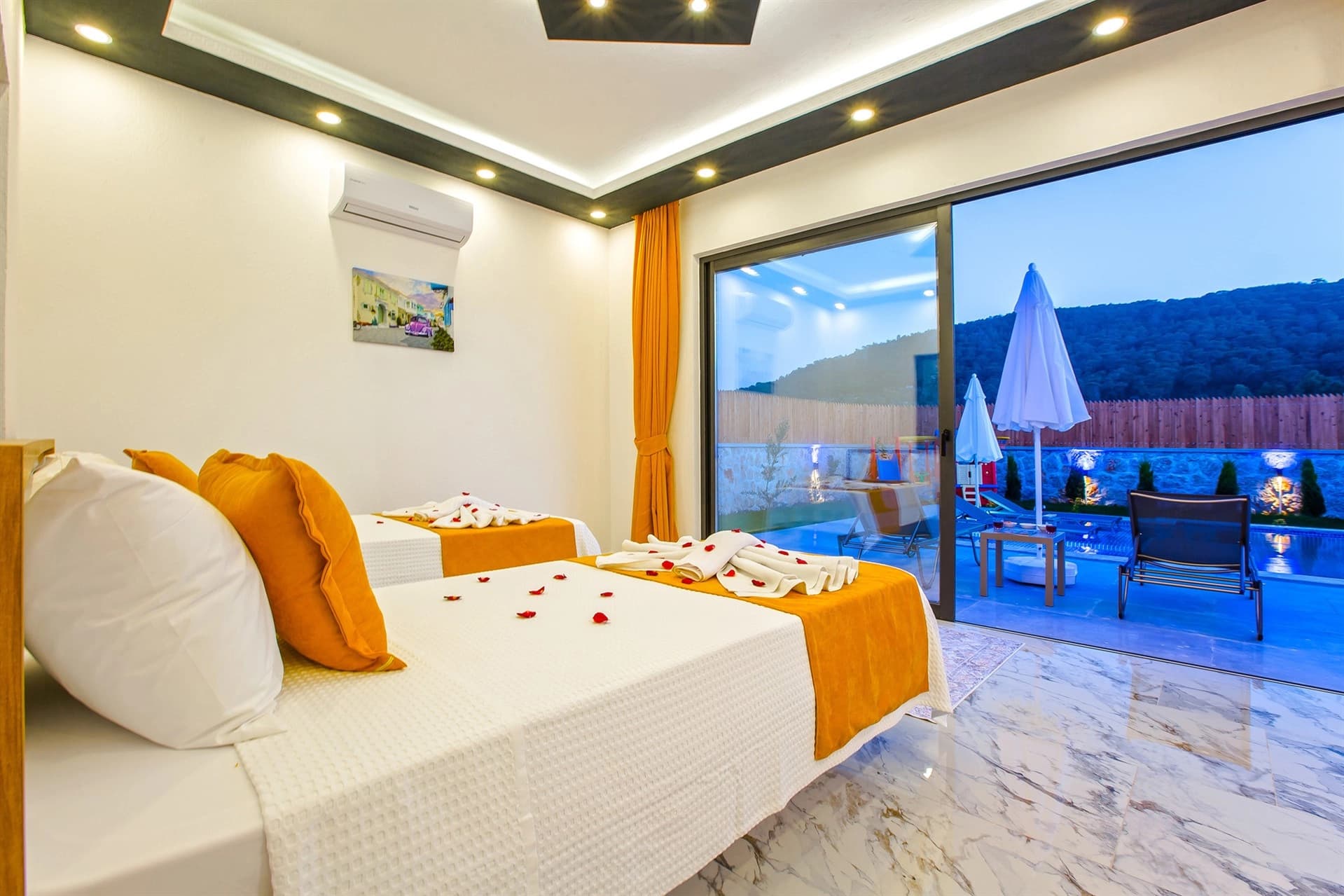 Villa Alice Korunaklı Havuz 50