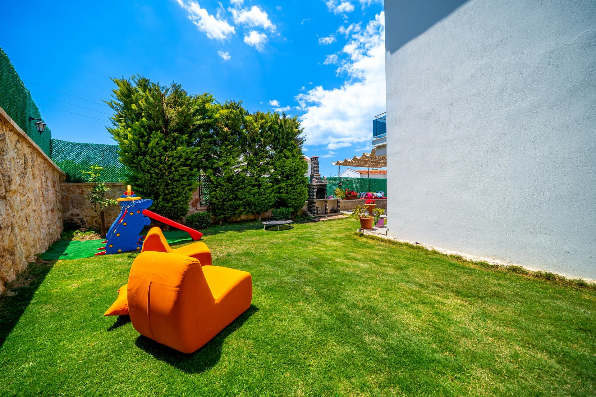 Villa Altuğ Korunaklı Havuz 50