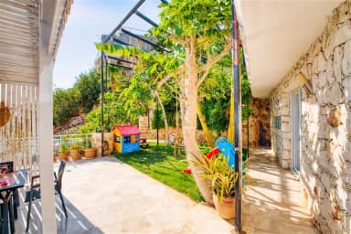 Villa Çırağan Çocuk Havuzu 10