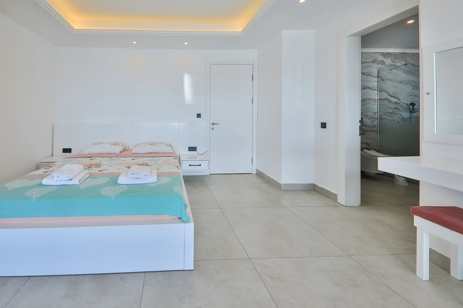 Villa Dünya Korunaklı Havuz 22