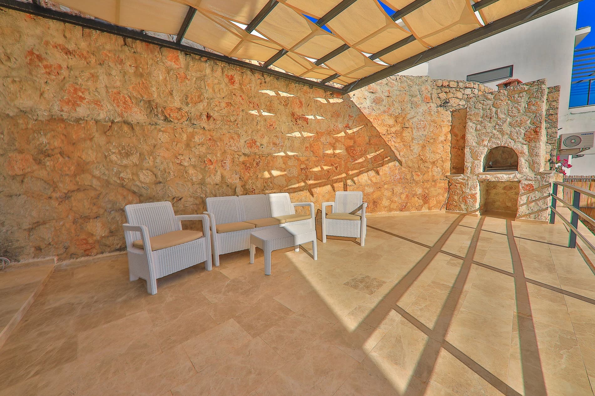 Villa Dünya Korunaklı Havuz 56