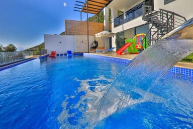 Villa Dünya Korunaklı Havuz 28