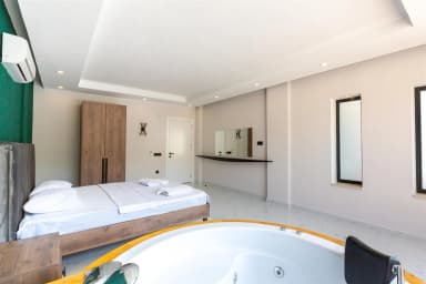 Villa Edda Korunaklı Havuz 57