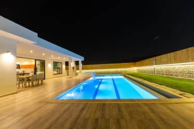 Villa Edda Korunaklı Havuz 83