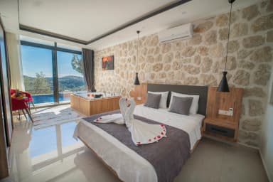 Villa Oliva Korunaklı Havuz 72