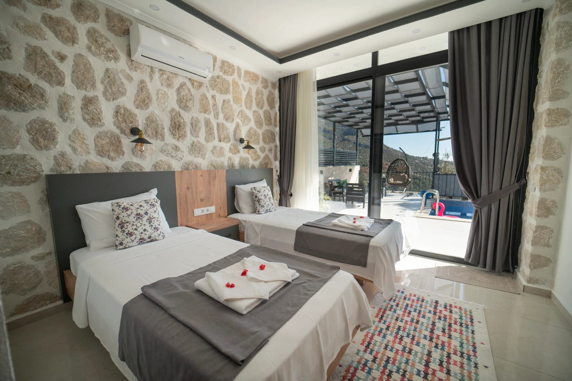 Villa Oliva Korunaklı Havuz 38