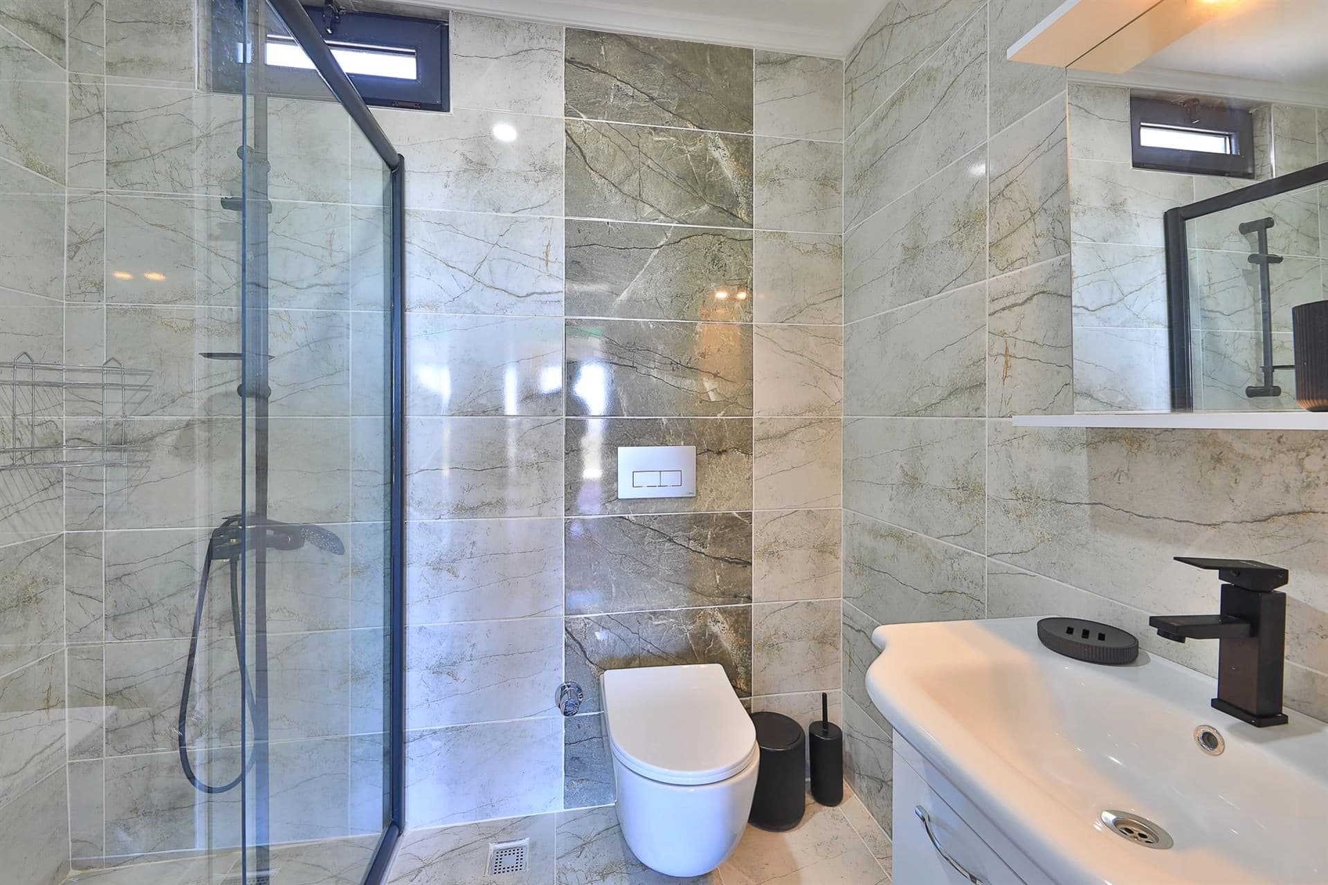 Villa Morens Korunaklı Havuz 25