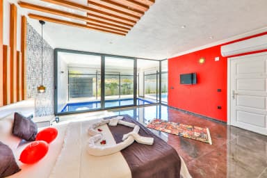 Villa Therapy Korunaklı Havuz 74