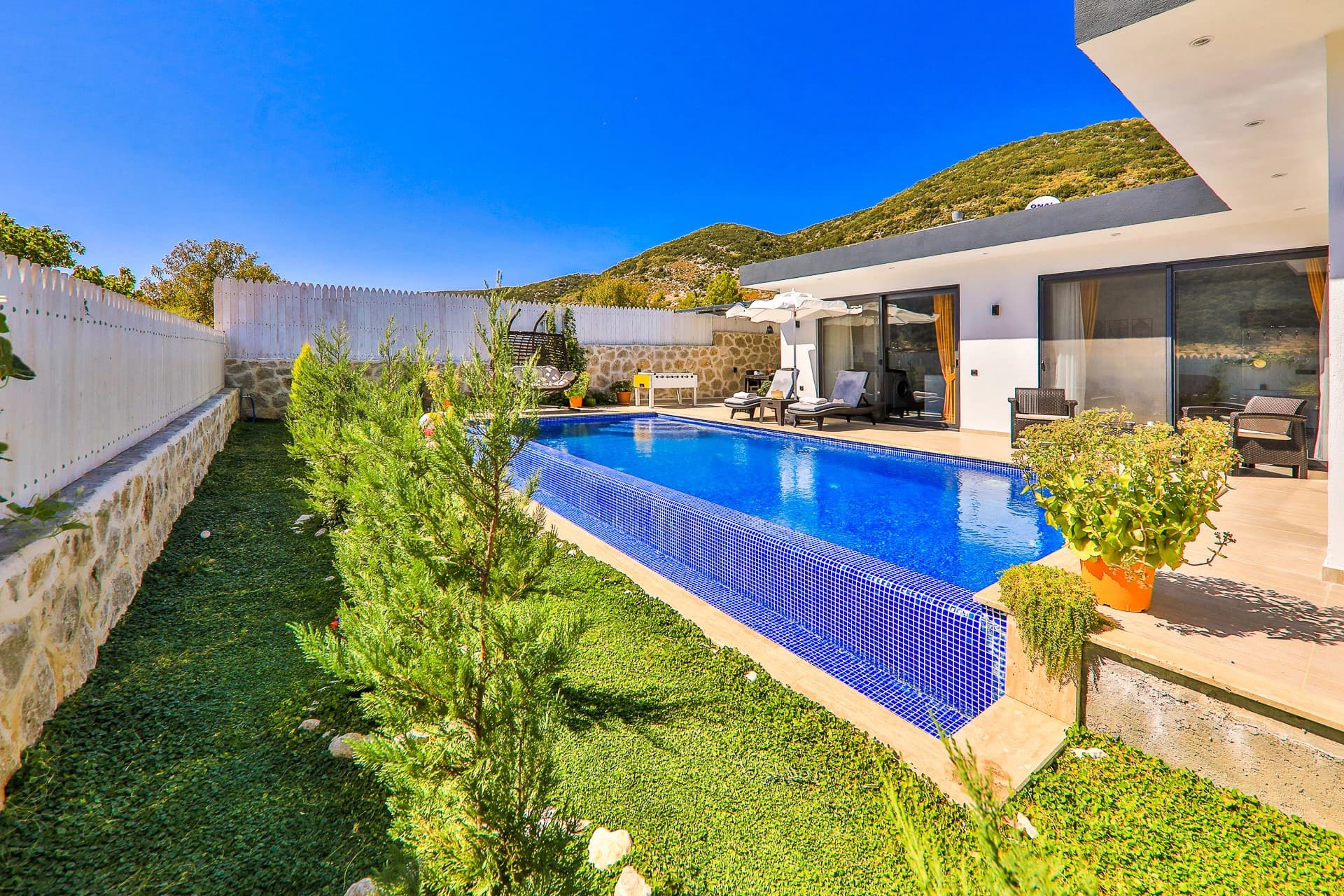 Villa Therapy Korunaklı Havuz 44