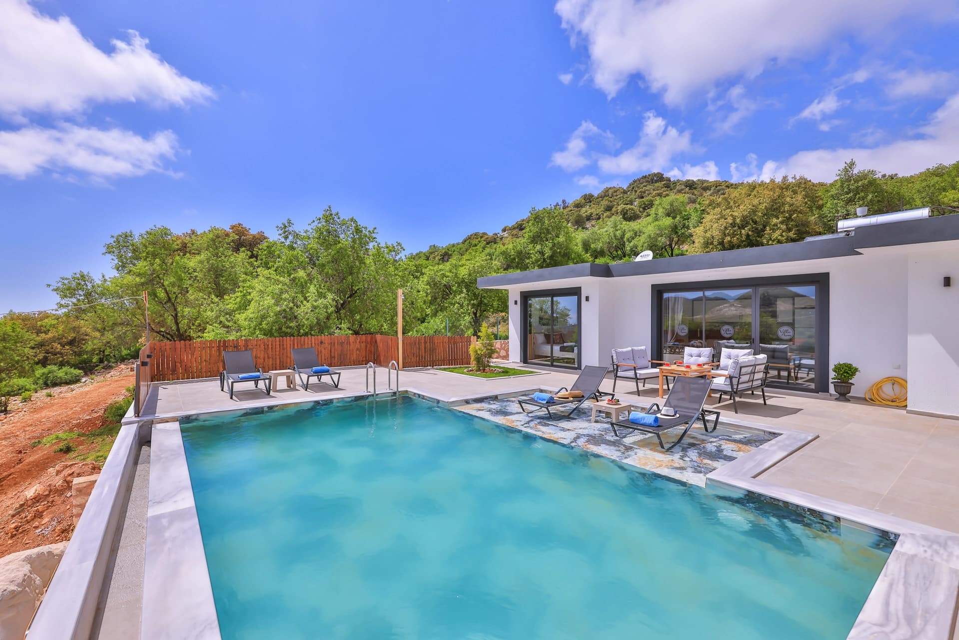 Villa Asar Korunaklı Havuz 27